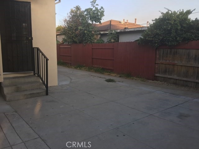 https://media.crmls.org/medias/05e8b3e1-4bf4-48d8-9845-9876662a1cc7.jpg?preset=X-Large