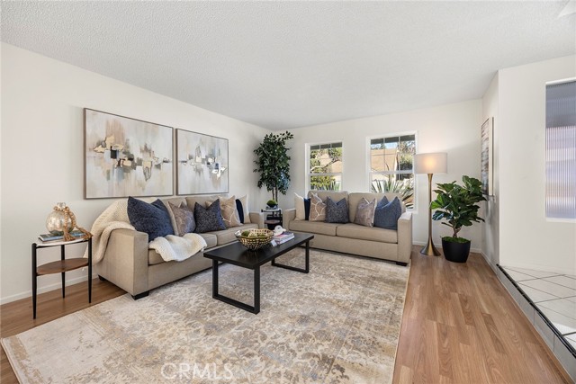 Detail Gallery Image 5 of 41 For 555 S Paseo Carmel, Anaheim Hills,  CA 92807 - 4 Beds | 2/1 Baths