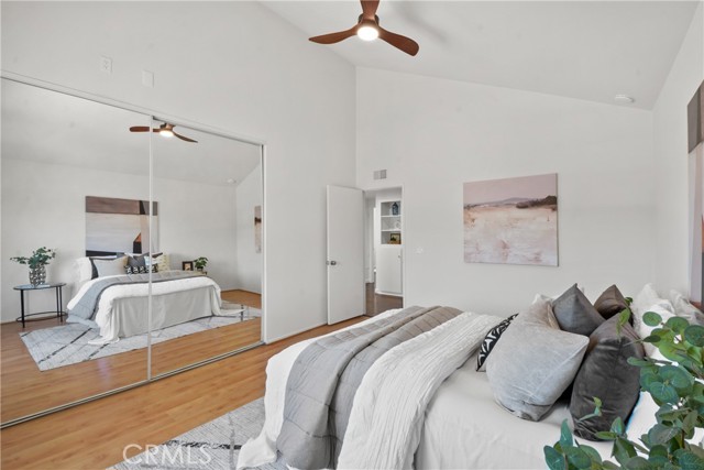 16091 Gold Circle, Huntington Beach CA: https://media.crmls.org/medias/05e93ae4-48b4-4524-99cc-e217e85ac63e.jpg