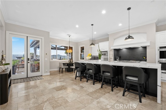 1 Running Brook Drive, Coto de Caza CA: https://media.crmls.org/medias/05e9a4b9-9a7b-4d4c-9d95-08da6850f9a0.jpg