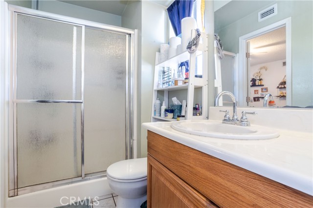 Detail Gallery Image 12 of 24 For 12446 Herrick, Sylmar,  CA 91342 - 6 Beds | 3 Baths