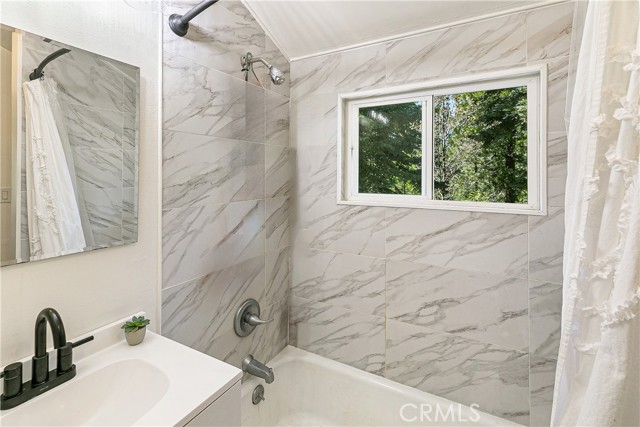 Detail Gallery Image 20 of 34 For 568 Grass Valley Rd, Lake Arrowhead,  CA 92352 - 4 Beds | 2 Baths