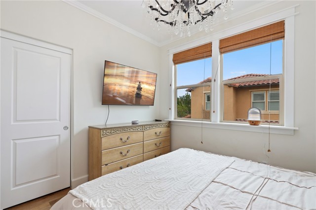 61 Fuchsia, Lake Forest CA: https://media.crmls.org/medias/05ea6575-a7cf-4f33-894d-50ee614278dc.jpg