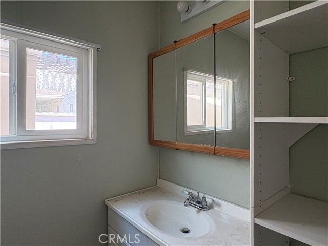 21100 State Street, San Jacinto CA: https://media.crmls.org/medias/05ead16f-1dc1-49aa-b4a3-274f18343429.jpg