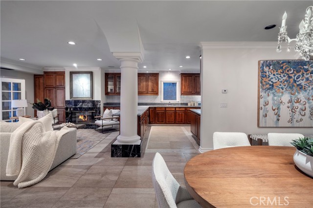 Detail Gallery Image 11 of 54 For 339 via Lido Soud, Newport Beach,  CA 92663 - 4 Beds | 4 Baths