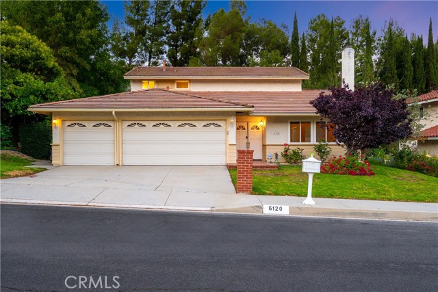 6120 Hedgewall Drive, Westlake Village CA: https://media.crmls.org/medias/05eb1693-6f6c-41f3-8c4a-3f70b1d215e5.jpg