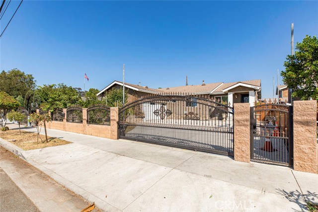 Image 2 for 11551 Saticoy St, North Hollywood, CA 91605