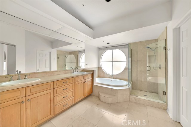 8312 Atlanta Avenue, Huntington Beach CA: https://media.crmls.org/medias/05ec3201-e99e-4dfd-9a62-38f1db0506b7.jpg
