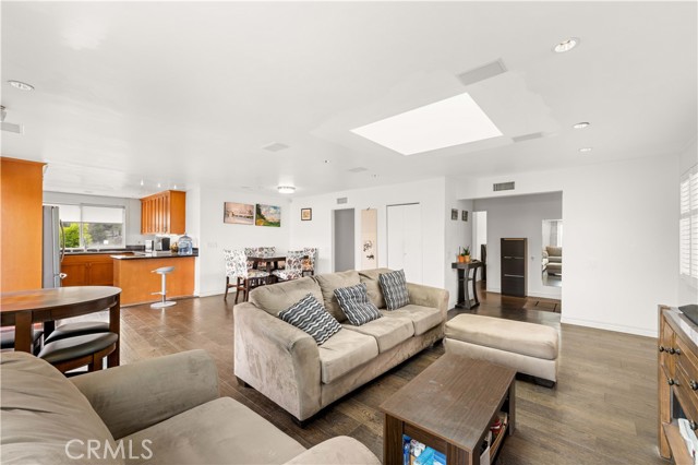 20218 San Gabriel Valley Dr., Walnut CA: https://media.crmls.org/medias/05ec4f0f-0610-4796-8646-38e5a95eeece.jpg