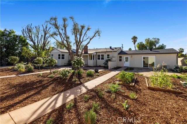 Detail Gallery Image 5 of 42 For 9816 Burnet, North Hills,  CA 91343 - 3 Beds | 2 Baths