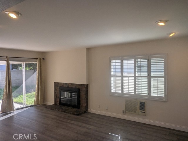 Detail Gallery Image 4 of 15 For 202 S Agate, Anaheim,  CA 92804 - 3 Beds | 2 Baths