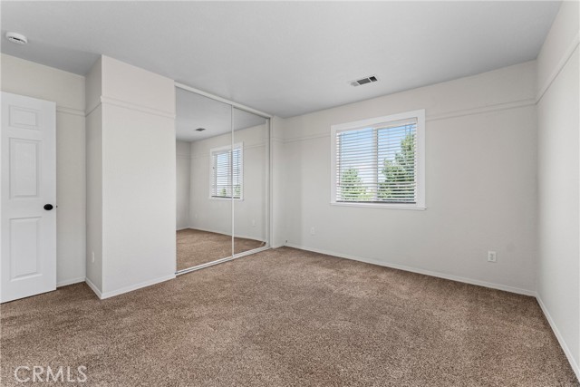 Detail Gallery Image 14 of 22 For 5789 Golding Dr, Lancaster,  CA 93536 - 4 Beds | 3 Baths