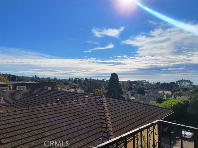 2337 Palos Verdes Drive, Palos Verdes Estates, California 90274, 2 Bedrooms Bedrooms, ,1 BathroomBathrooms,Residential,Sold,Palos Verdes,PV22106855