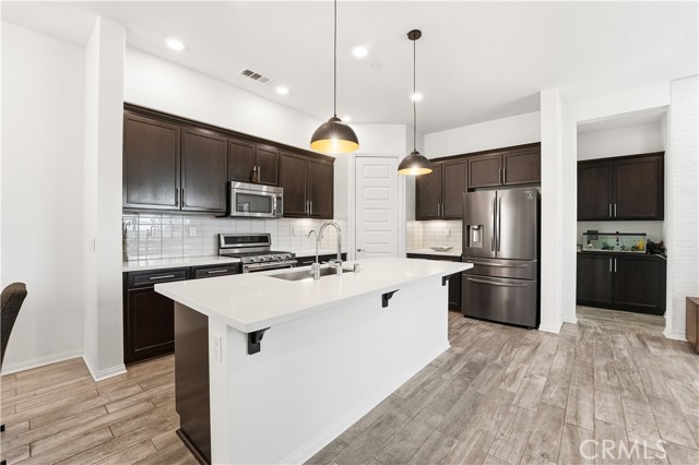 Detail Gallery Image 14 of 43 For 119 Plateau, Irvine,  CA 92618 - 3 Beds | 3 Baths