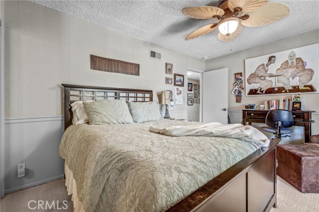10417 Laramie Avenue, Chatsworth CA: https://media.crmls.org/medias/05ef9820-9dba-4d34-9dc9-8254e7435688.jpg