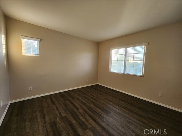 Detail Gallery Image 13 of 17 For 3827 Carrotwood St, Riverside,  CA 92501 - 3 Beds | 2/1 Baths