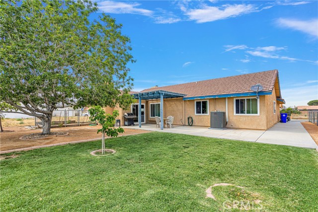 Detail Gallery Image 27 of 30 For 14767 Grafton Ln, Helendale,  CA 92342 - 3 Beds | 2 Baths