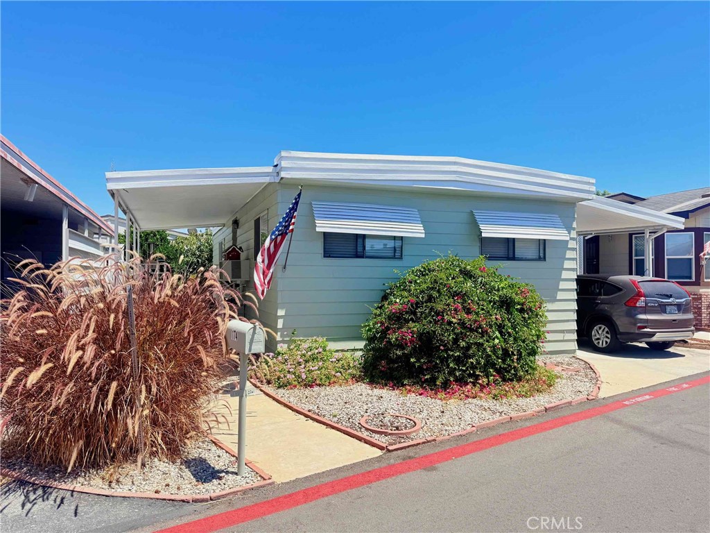 MLS #OC26161840 image #1
