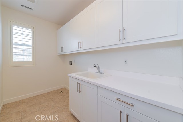 Detail Gallery Image 25 of 31 For 2480 E Kern River Ln, Brea,  CA 92821 - 6 Beds | 5/1 Baths