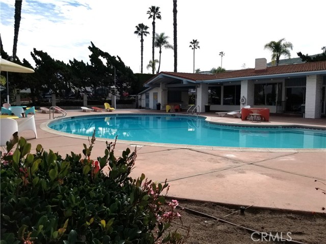 2550 Pacific Coast Hwy. #5 Highway, Torrance CA: https://media.crmls.org/medias/05f12e06-73dc-4a19-8a36-9941cd38fa97.jpg