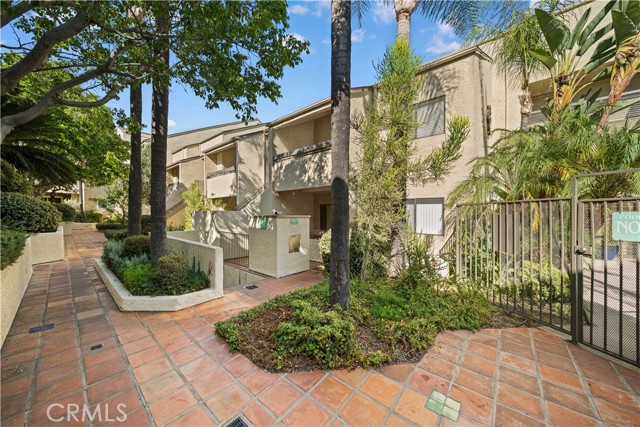 64 North Mar Vista Avenue, 103 photo 29