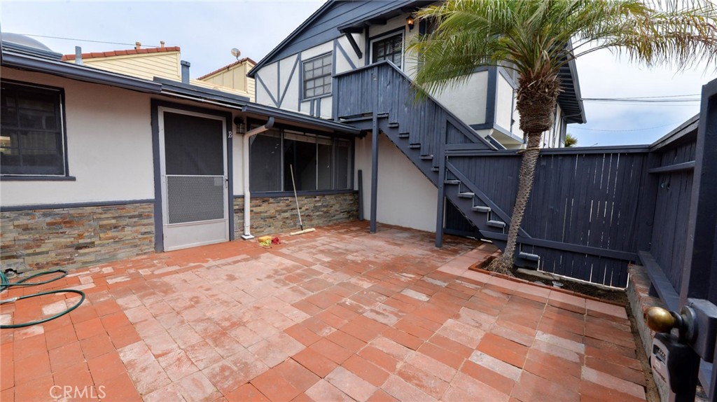 1502 Buena Vista #B