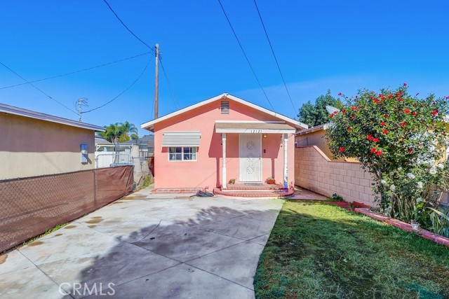 12121 163rd Street, Norwalk, California 90650, 3 Bedrooms Bedrooms, ,1 BathroomBathrooms,Single Family Residence,For Sale,163rd,DW25015651