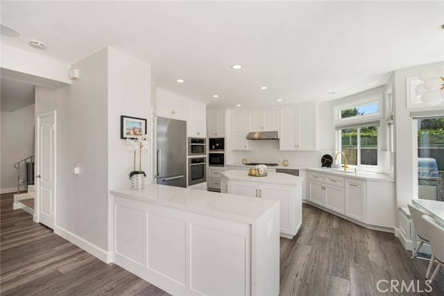14 Glastonbury Place, Laguna Niguel CA: https://media.crmls.org/medias/05f22290-6a45-473d-b6fd-62ec872647ec.jpg