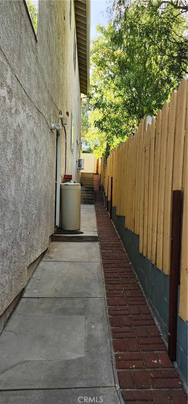 9320 HARTMAN Way photo 13