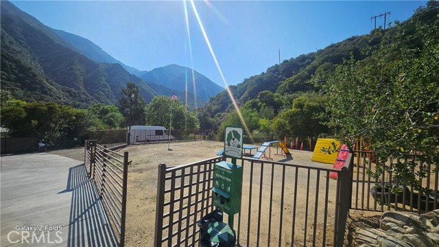  Commercial for Sale in Tujunga, California
