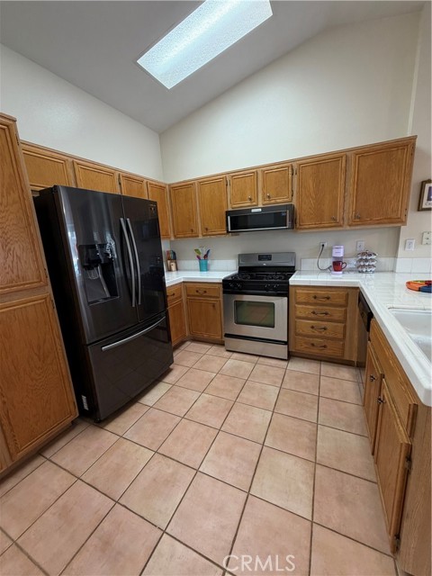 Detail Gallery Image 9 of 35 For 935 Cirrus, San Jacinto,  CA 92582 - 3 Beds | 2 Baths