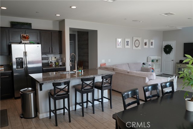 Detail Gallery Image 7 of 21 For 1715 Boysen Way, Beaumont,  CA 92223 - 4 Beds | 3 Baths