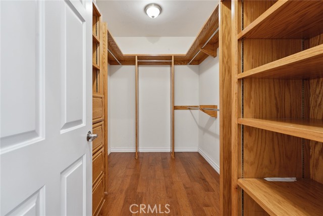 22501 Marilla Street, Chatsworth CA: https://media.crmls.org/medias/05f44e65-e8ed-48fc-bd1a-32aa0a951c4c.jpg