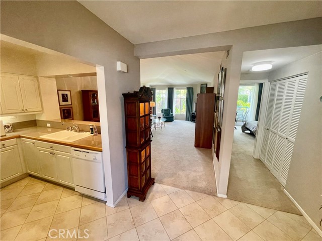 Detail Gallery Image 2 of 11 For 25422 Sea Bluffs Dr #302,  Dana Point,  CA 92629 - 1 Beds | 1 Baths