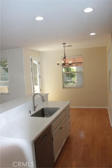 Detail Gallery Image 7 of 45 For 1285 Fools Gold Way #1,  Chula Vista,  CA 91913 - 2 Beds | 2 Baths
