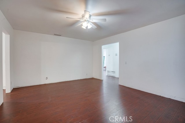 dining room off kitchen next to living room