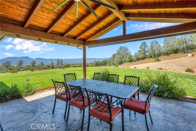 Detail Gallery Image 11 of 62 For 19810 Jaclyn Dr, Middletown,  CA 95457 - 4 Beds | 4 Baths