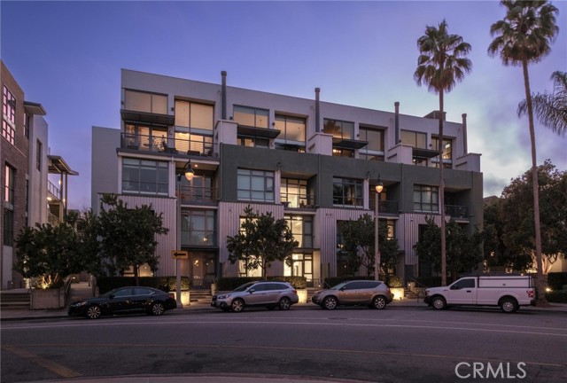 Detail Gallery Image 52 of 55 For 13045 Pacific Promenade #132,  Playa Vista,  CA 90094 - 1 Beds | 1/1 Baths
