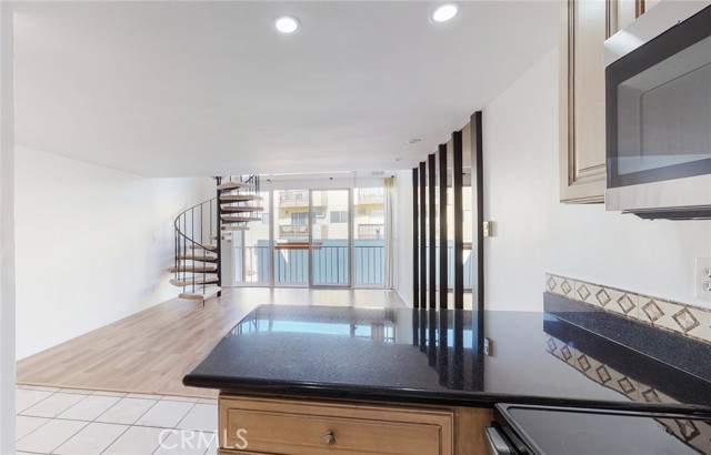 Detail Gallery Image 3 of 17 For 5951 Canterbury Dr #22,  Culver City,  CA 90230 - 1 Beds | 1 Baths