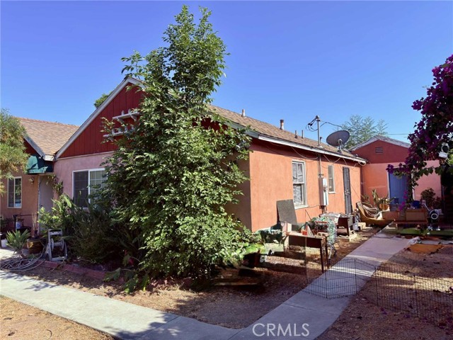 18536 Sunburst Street, Northridge CA: https://media.crmls.org/medias/05f6ea10-3d25-49cf-bfa9-f1f691dea918.jpg