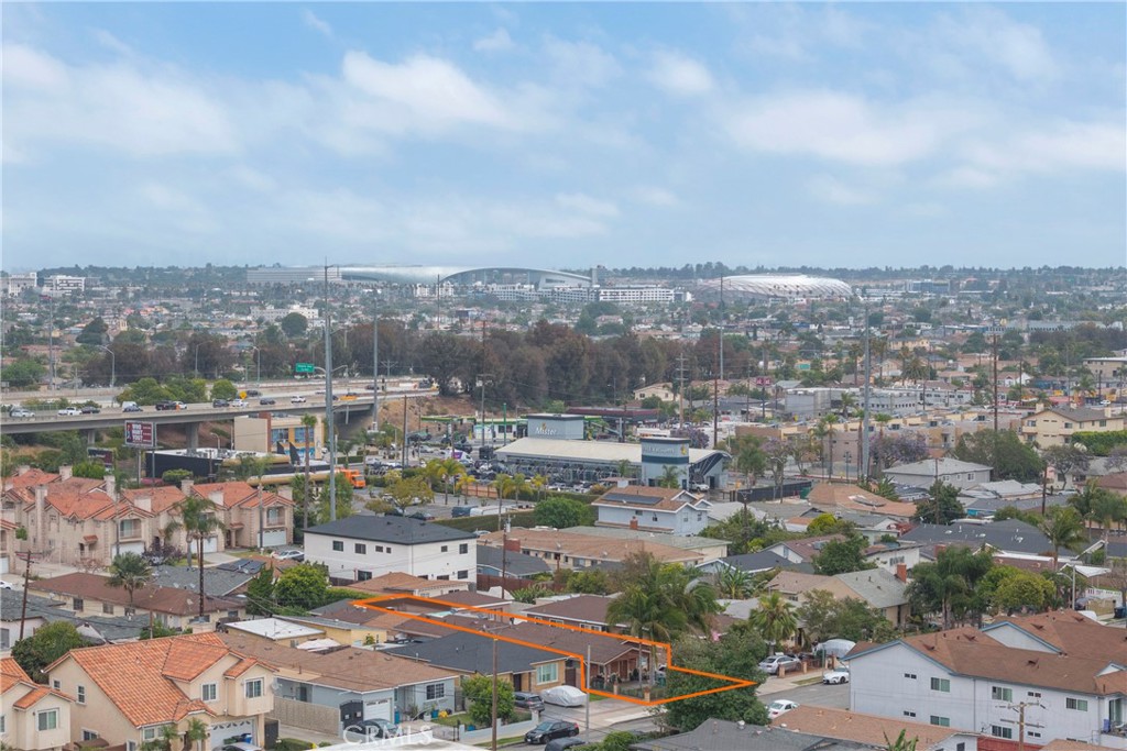 https://media.crmls.org/medias/05f79b43-4ca4-4b68-a8e6-2ce05698df29.jpg?preset=X-Large