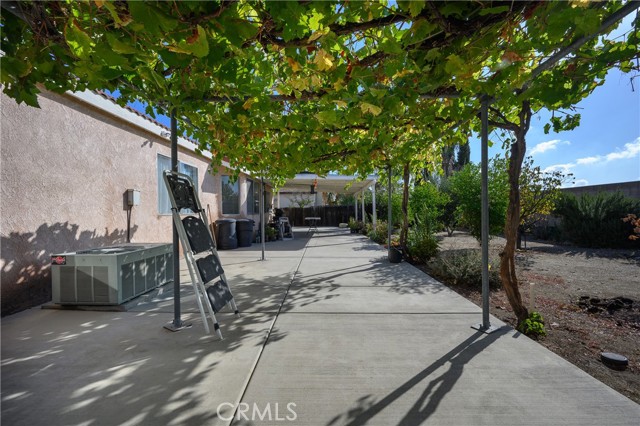 Detail Gallery Image 17 of 20 For 1631 W Townsend St, Rialto,  CA 92377 - 4 Beds | 2 Baths