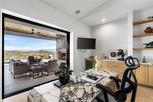 Detail Gallery Image 20 of 69 For 37730 via Baya, Murrieta,  CA 92562 - 7 Beds | 7/2 Baths