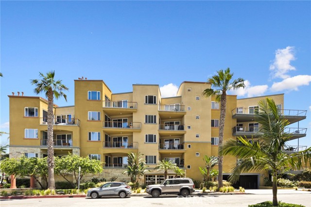 1400 E Ocean Boulevard, Long Beach CA: https://media.crmls.org/medias/05f880fe-da2a-450e-a0c2-8b25f8a297bc.jpg