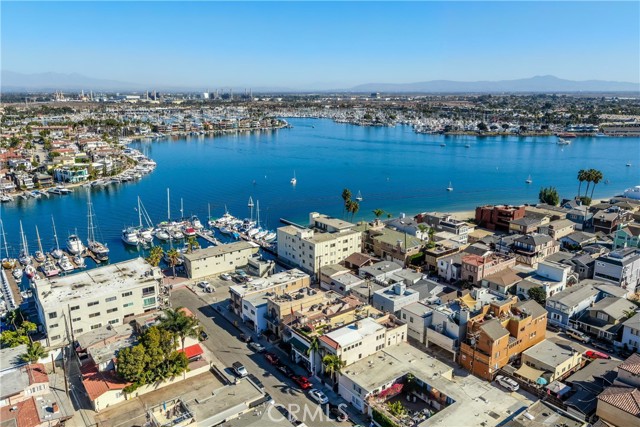 62 62nd Place, Long Beach, California 90803, 3 Bedrooms Bedrooms, ,3 BathroomsBathrooms,Single Family Residence,For Sale,62nd,RS24064830