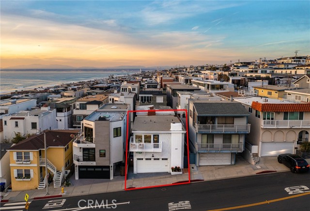 209 15th Street, Manhattan Beach, California 90266, 3 Bedrooms Bedrooms, ,2 BathroomsBathrooms,Residential,Sold,15th,SB23017345