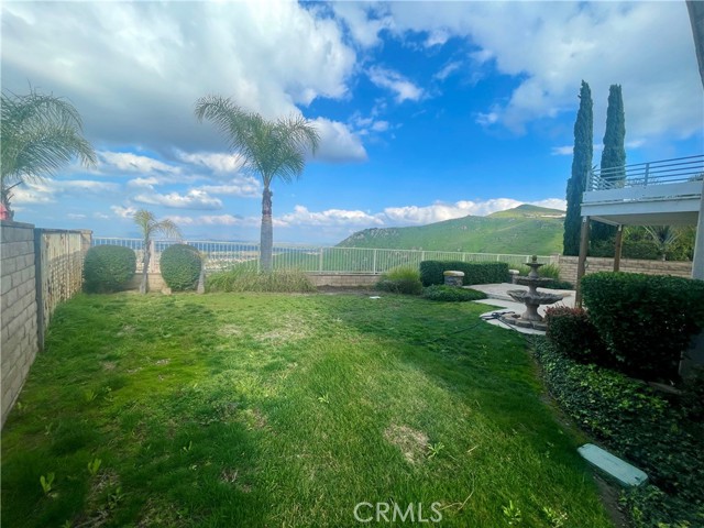 Detail Gallery Image 18 of 19 For 16376 Skyridge Dr, Riverside,  CA 92503 - 4 Beds | 3 Baths