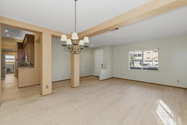 Detail Gallery Image 12 of 50 For 13747 Robinbrook Ct, Corona,  CA 92880 - 4 Beds | 2/1 Baths