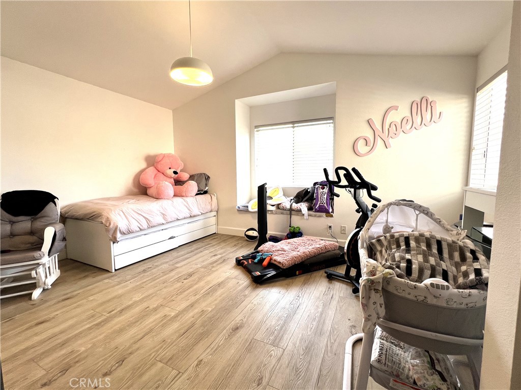 MLS #OC25273791 image #26