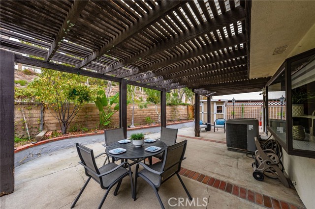 Detail Gallery Image 29 of 37 For 2623 Winston Pl, Fullerton,  CA 92833 - 3 Beds | 2/1 Baths